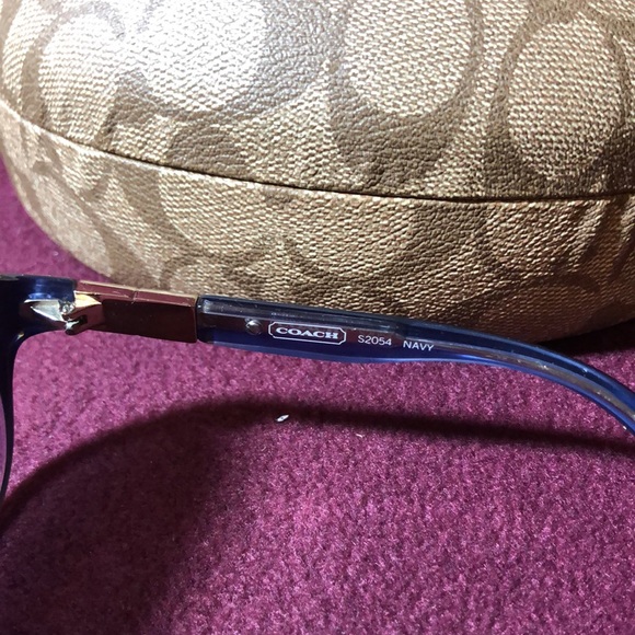 Authentic Coach Blue Sunglasses with Case. - Picture 3 of 4